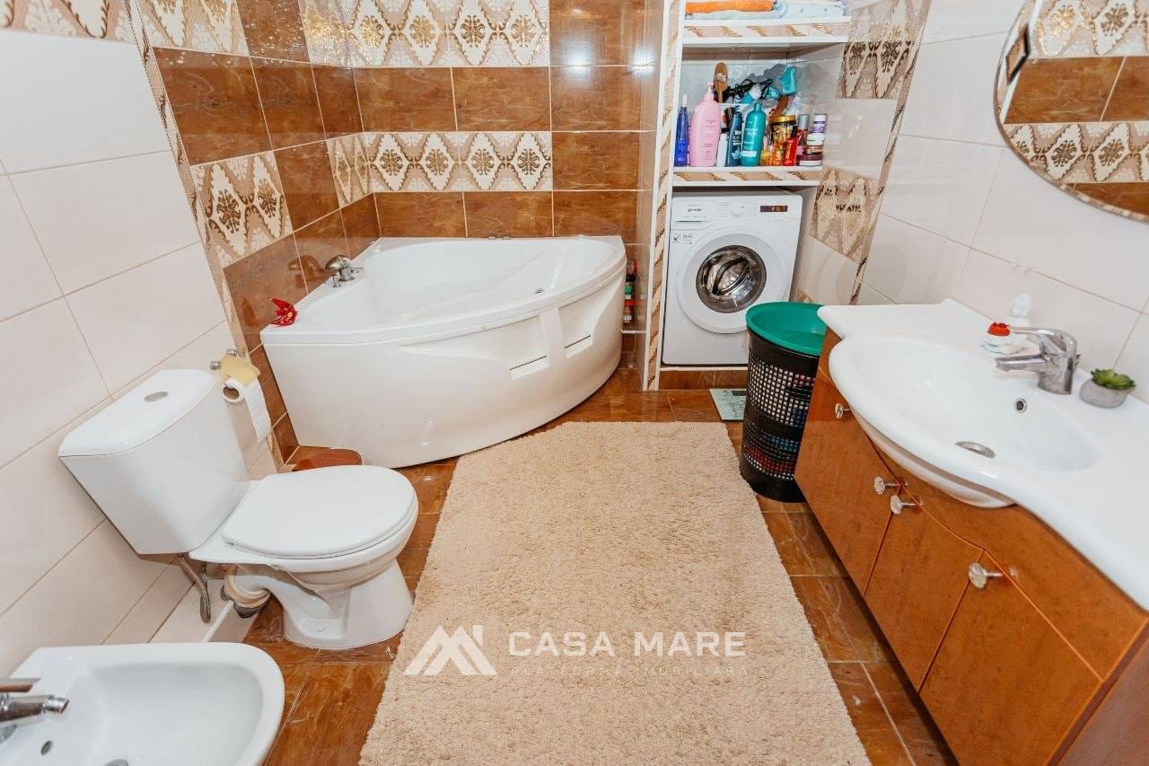 4-комнатная квартира, 144 м², Рышкановка, Кишинёв 5