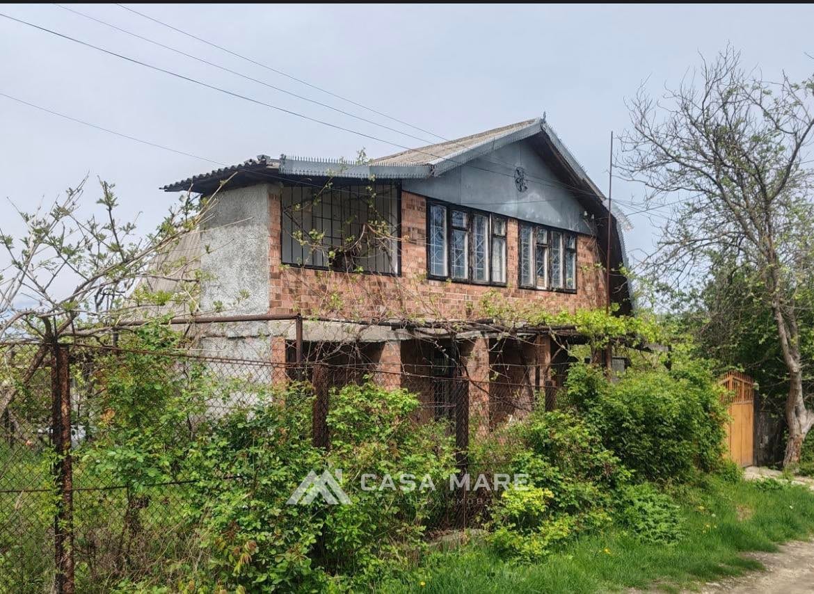 Casă cu 5 camere, 120 m², Ialoveni 1