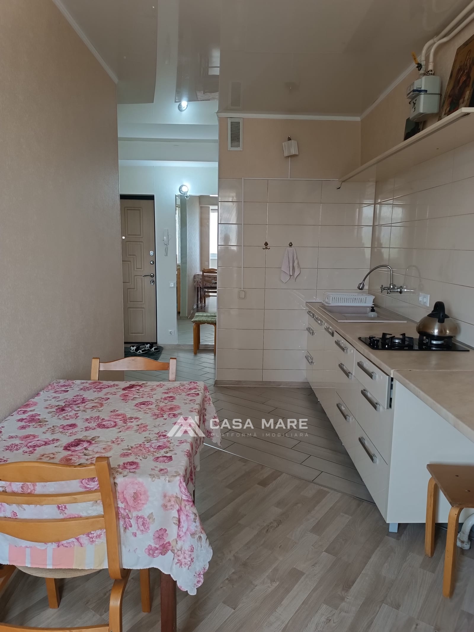 2-комнатная квартира, 51 м², Кишинёв 4