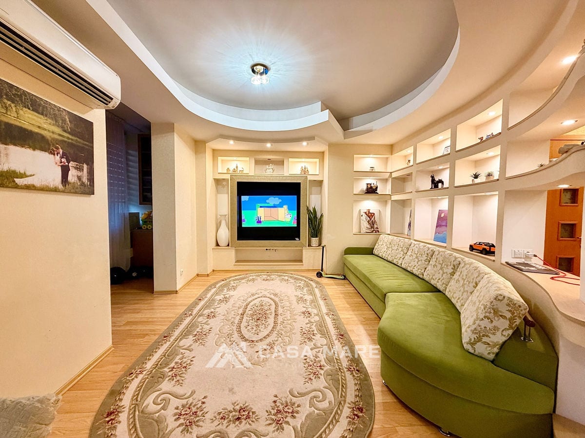 3-комнатная квартира, 114 м², Кишинёв 1