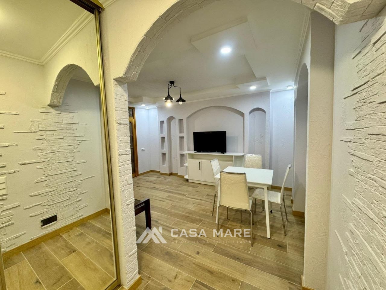 2-комнатная квартира, 69 м², Кишинёв 3