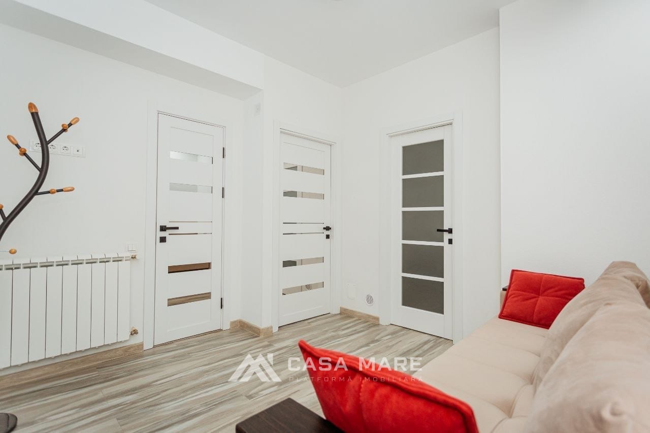 1-комнатная квартира, 50 м², Центр, Кишинёв 3