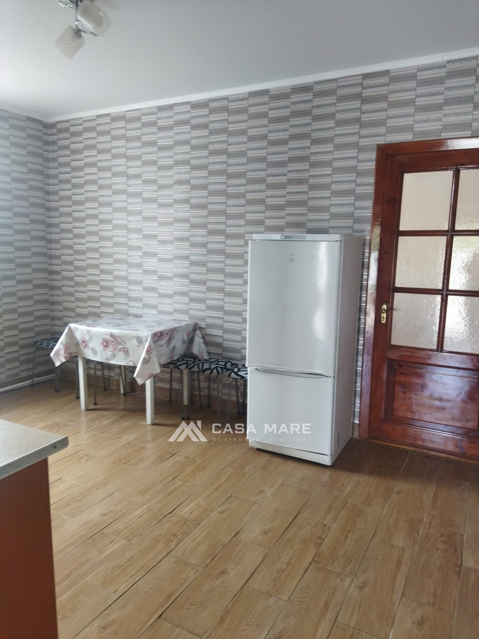 2-комнатная квартира, 56 м², Кишинёв 5