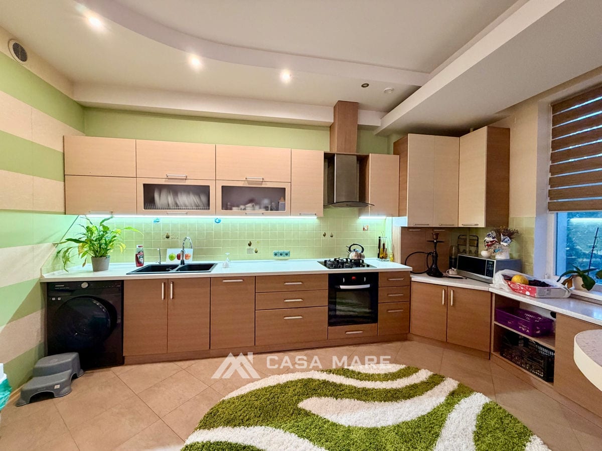 3-комнатная квартира, 114 м², Кишинёв 6