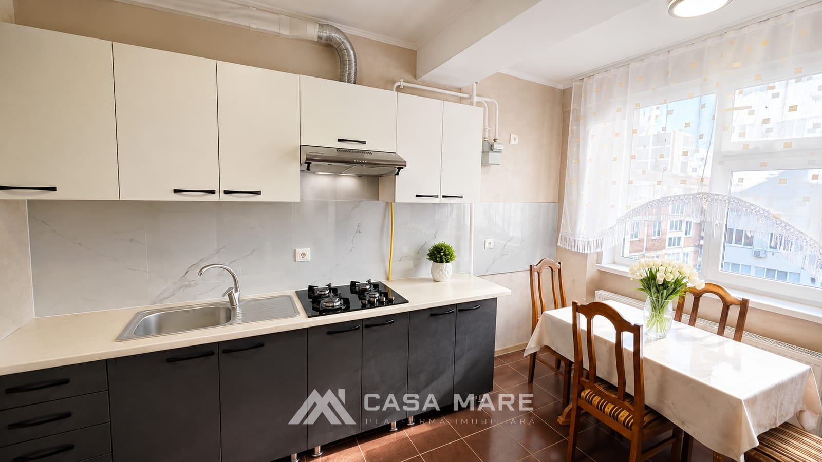Apartament cu 2 camere, 54 m², Chișinău 1
