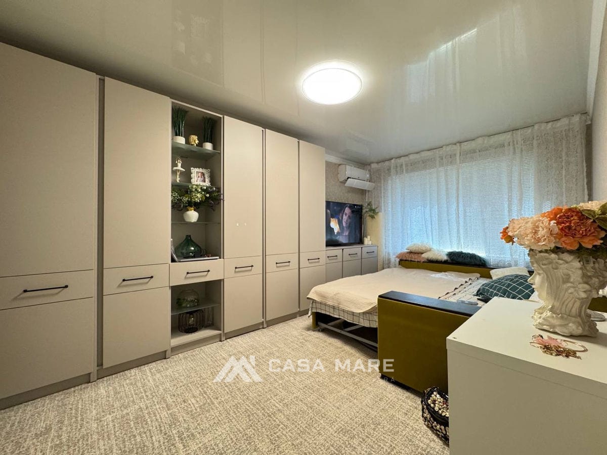 2-комнатная квартира, 52 м², Кишинёв 5