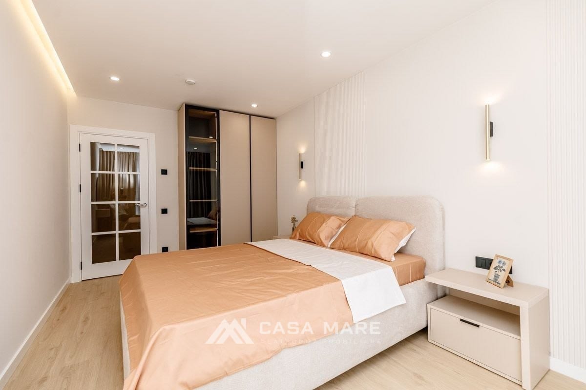 Квартира, 50 м², Кишинёв 4