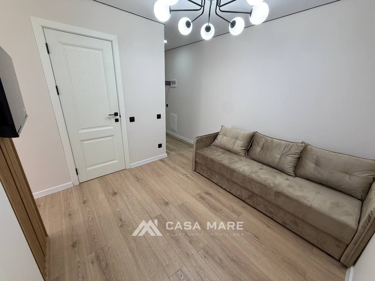 Квартира, 42 м², Кишинёв 3