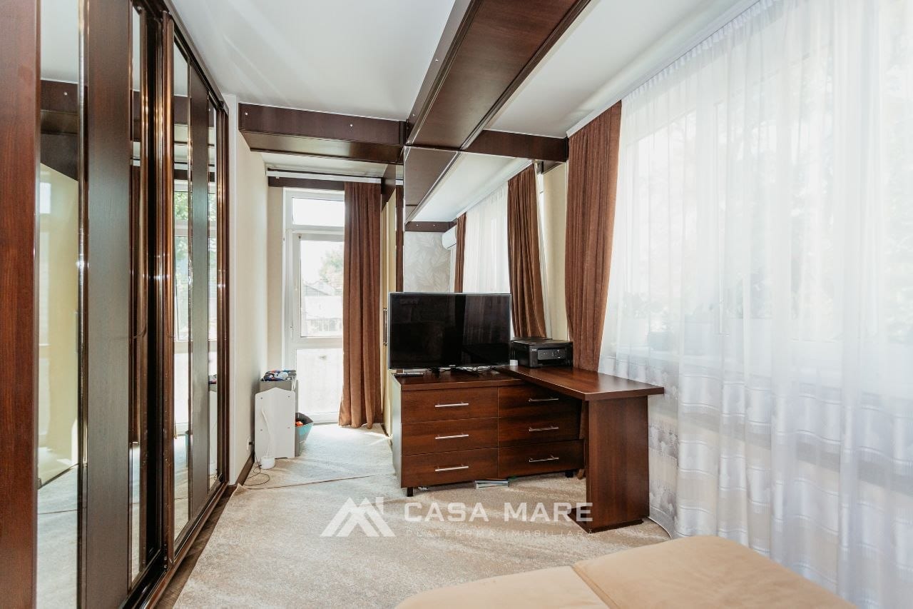 2-комнатная квартира, 56 м², Кишинёв 6