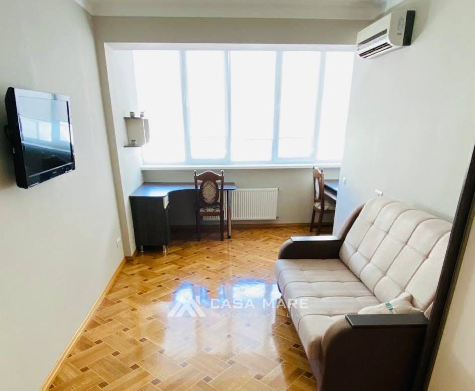 2-комнатная квартира, 70 м², Кишинёв 6