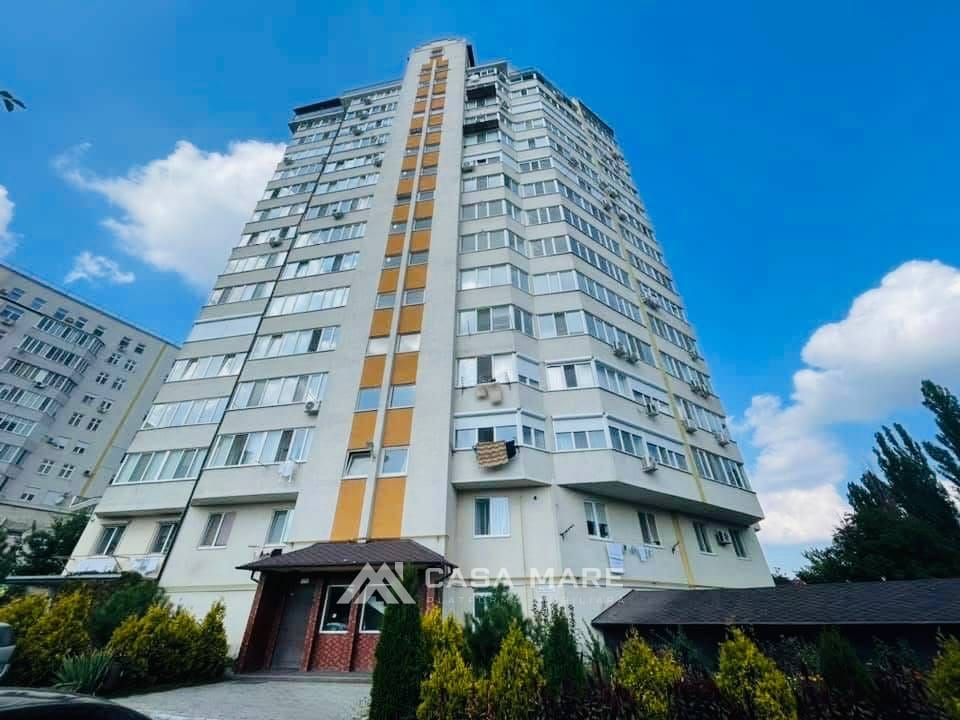 2-комнатная квартира, 70 м², Кишинёв 1