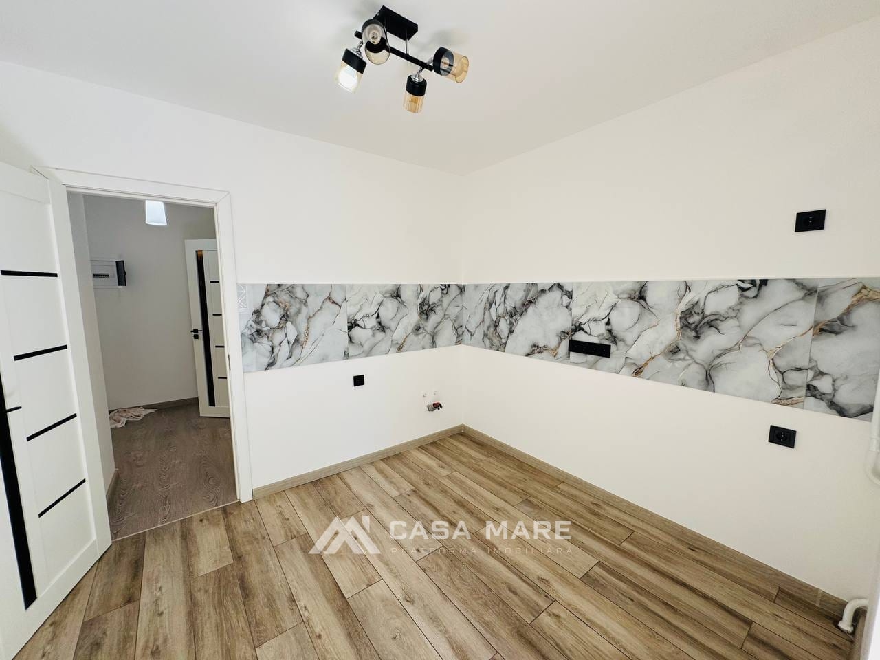2-комнатная квартира, 57 м², Кишинёв 4