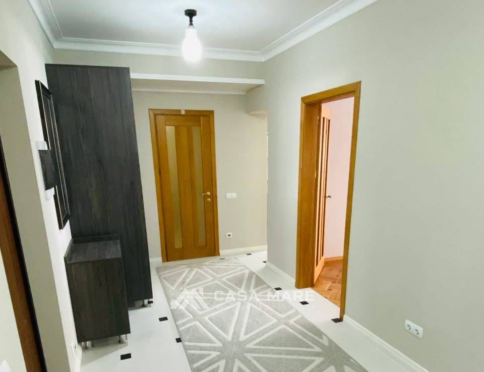 Apartament cu 2 camere, 70 m², Chișinău 7