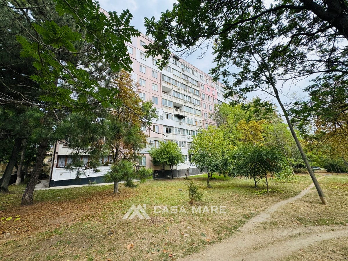 3-комнатная квартира, 65 м², Кишинёв 1