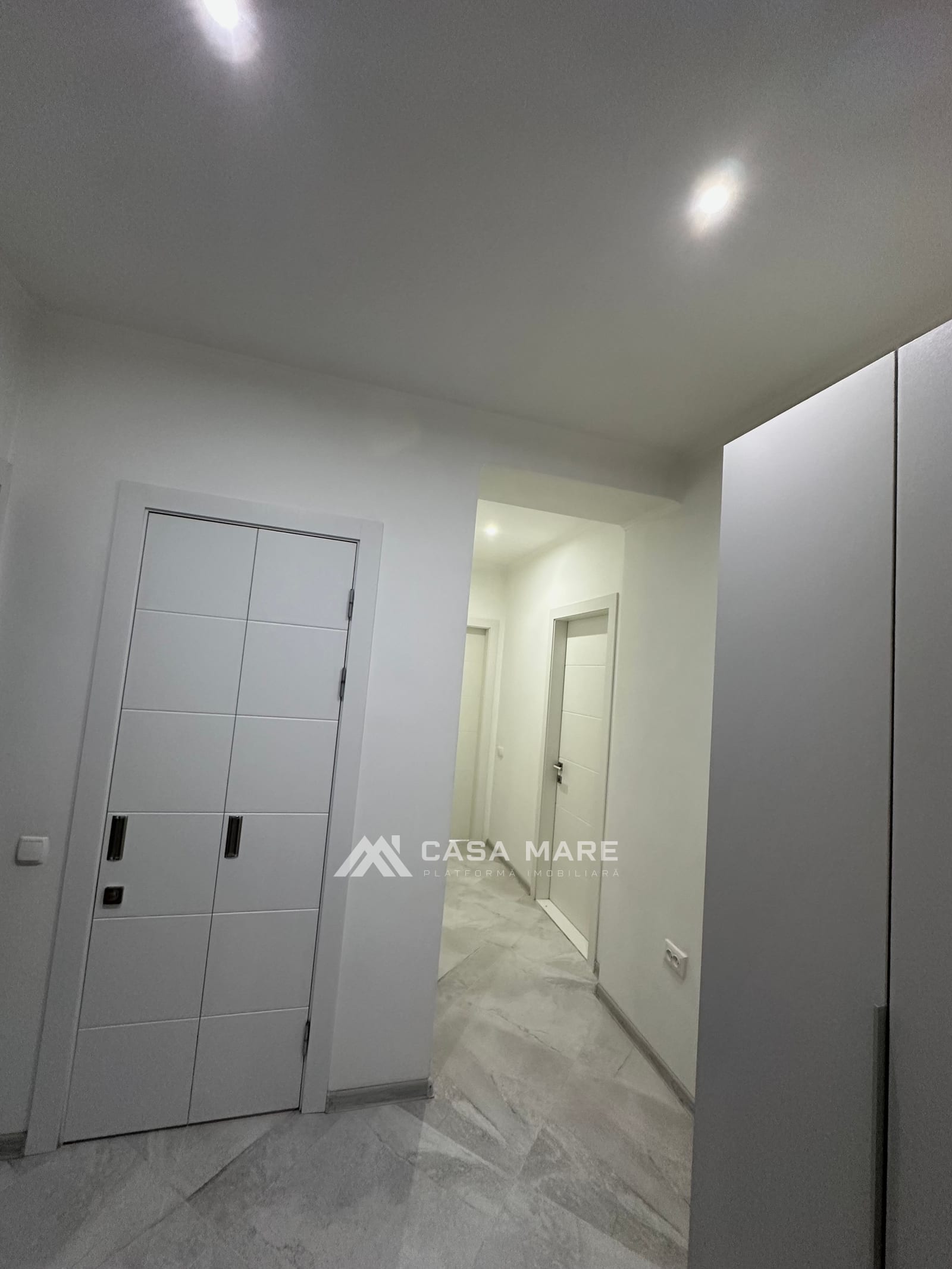 2-комнатная квартира, 58 м², Кишинёв 7