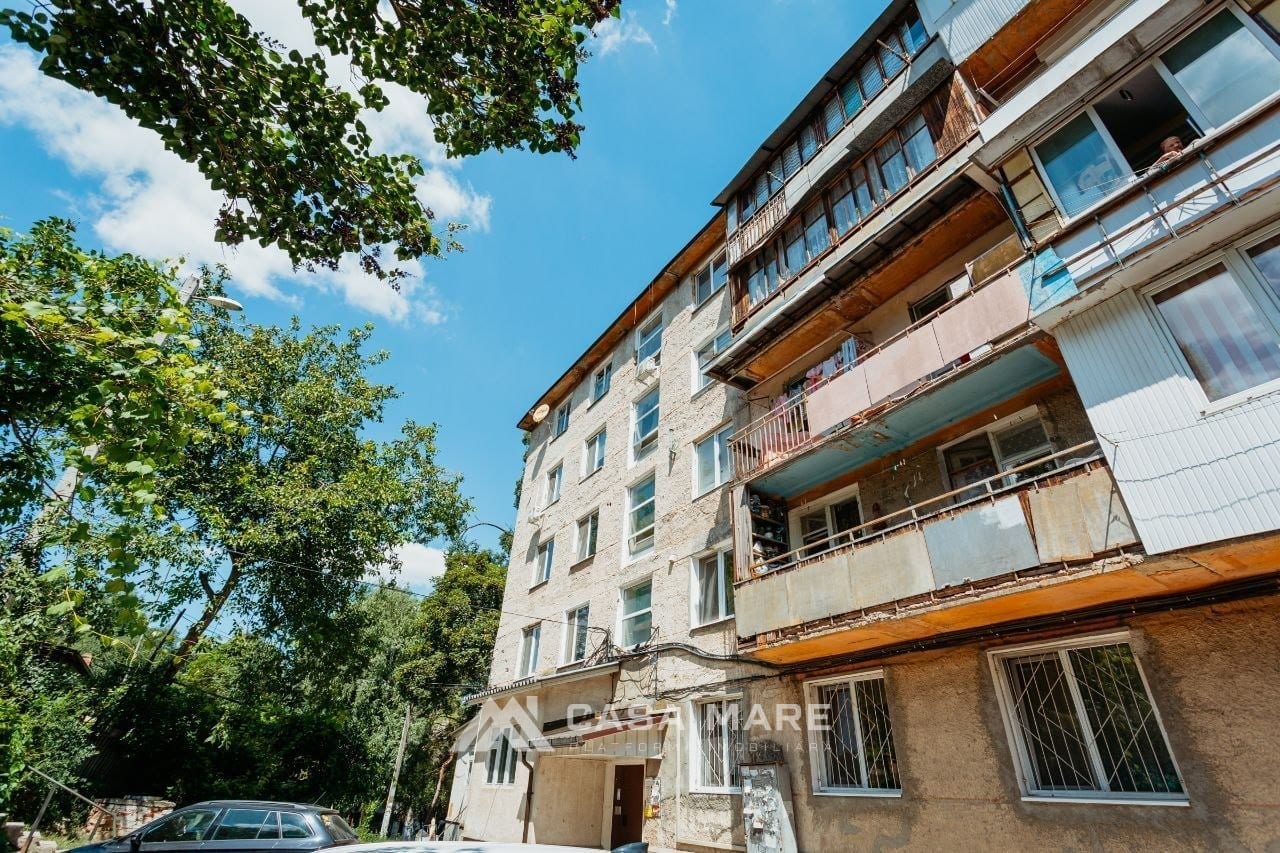 Apartament cu 2 camere, 65 m², Chișinău 1