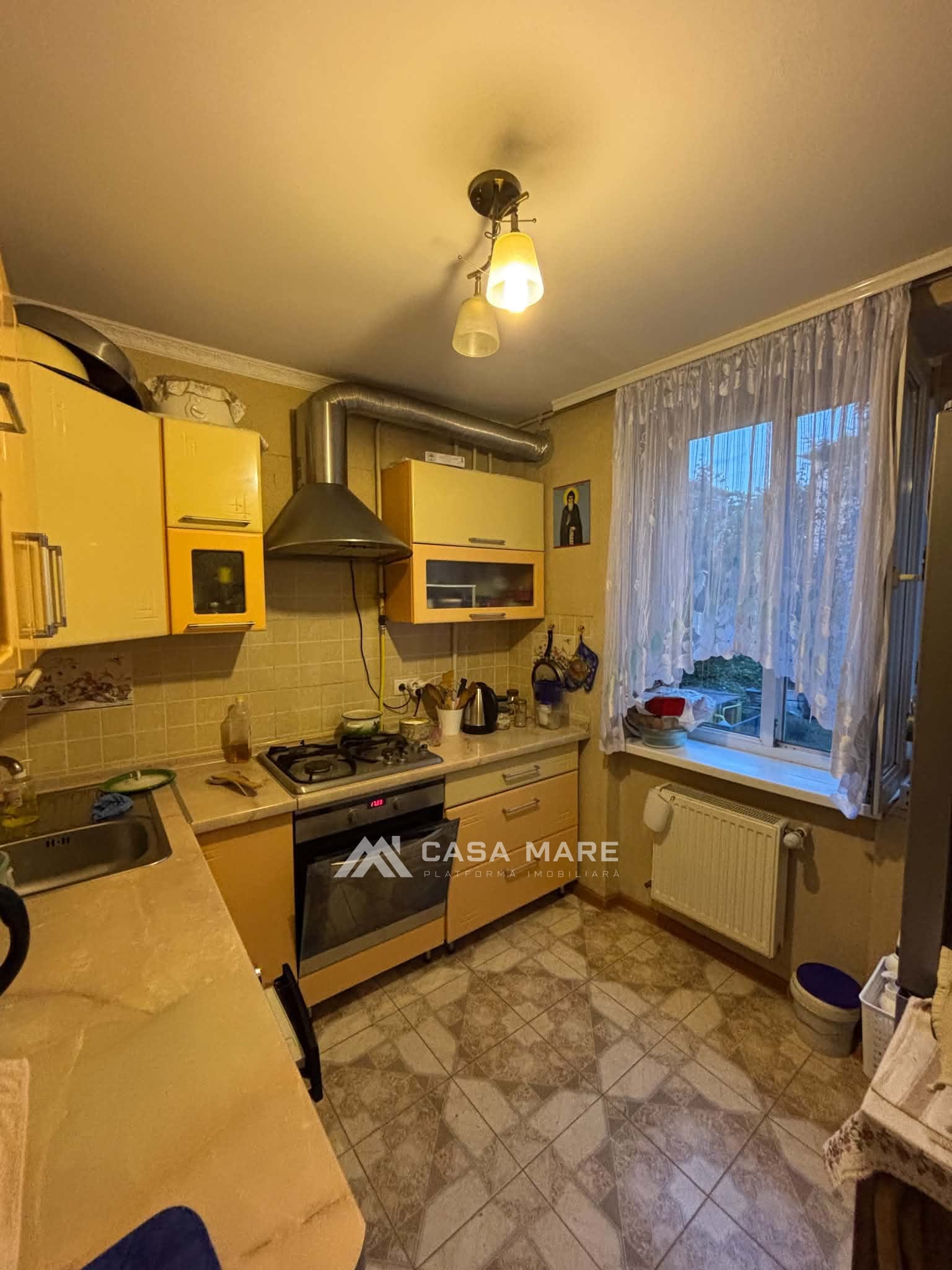 3-комнатная квартира, 63 м², Басарабяска 3