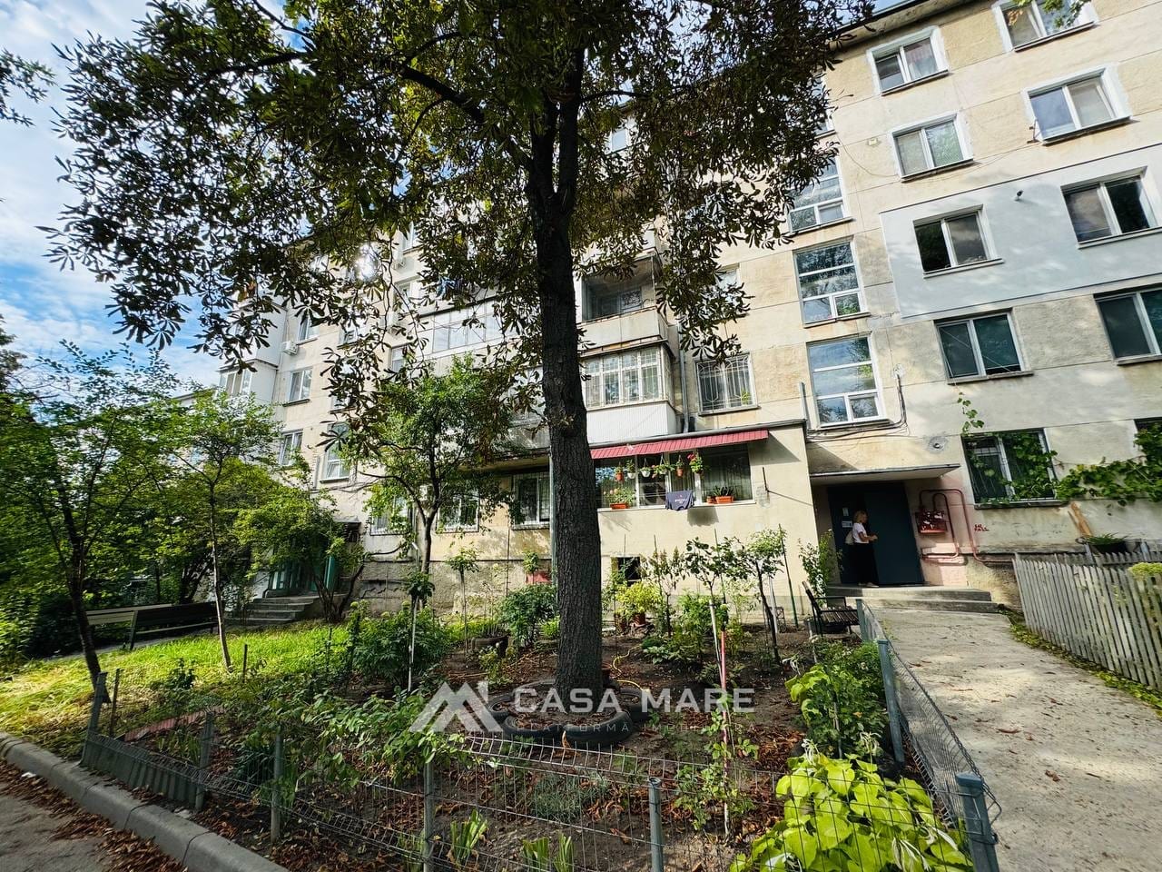 Apartament cu 2 camere, 50 m², Chișinău 1