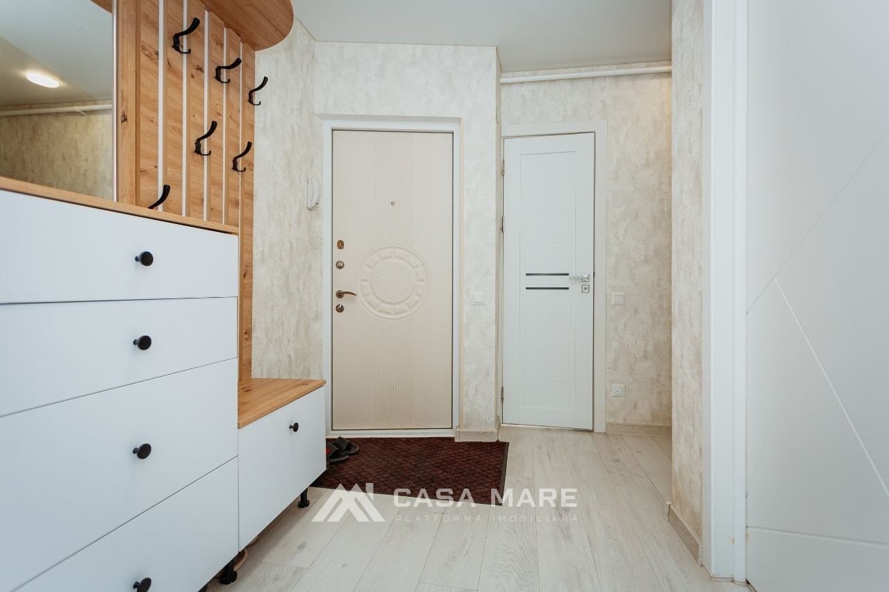 2-комнатная квартира, 65 м², Кишинёв 2