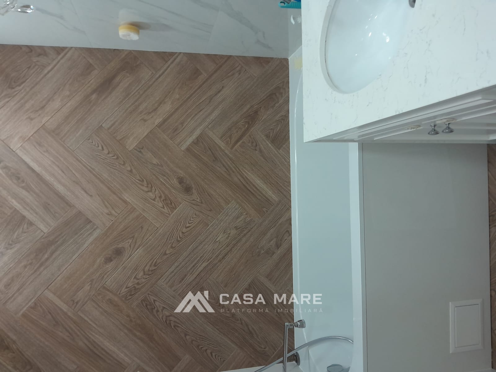 2-комнатная квартира, 81 м², Кишинёв 7