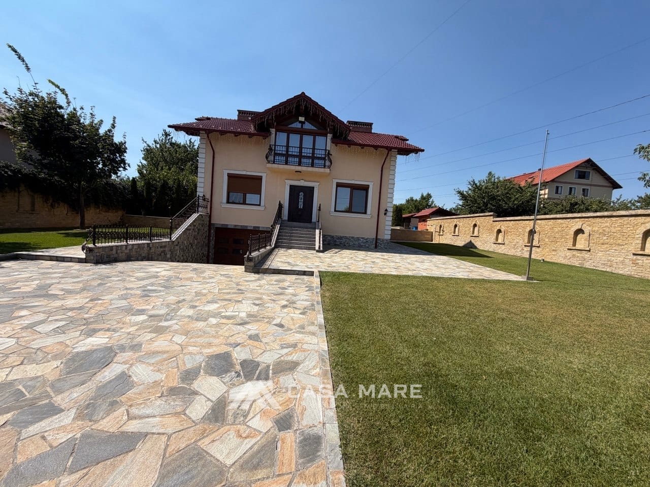 Casă, 257 m², Codru 7