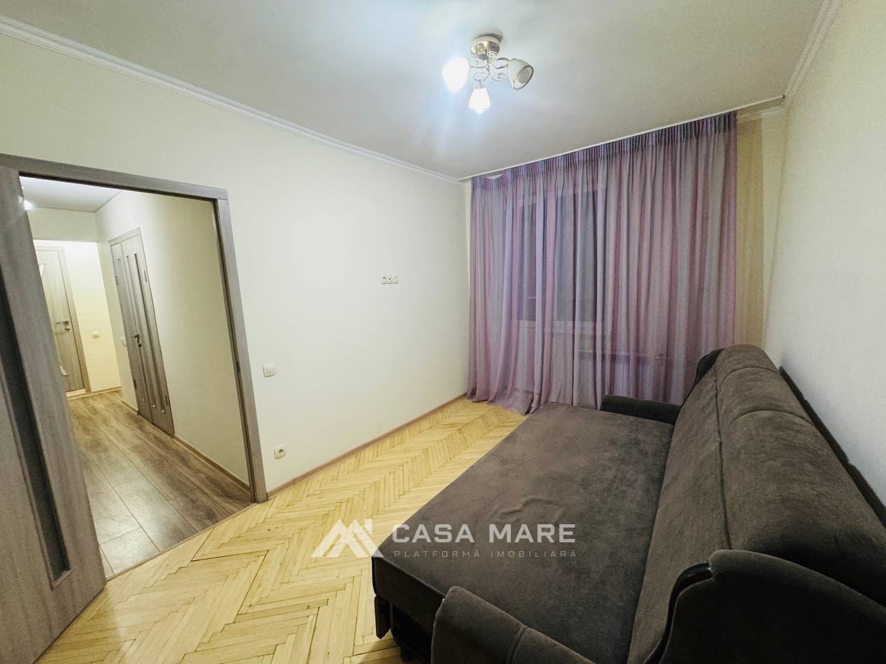 2-комнатная квартира, 55 м², Кишинёв 4