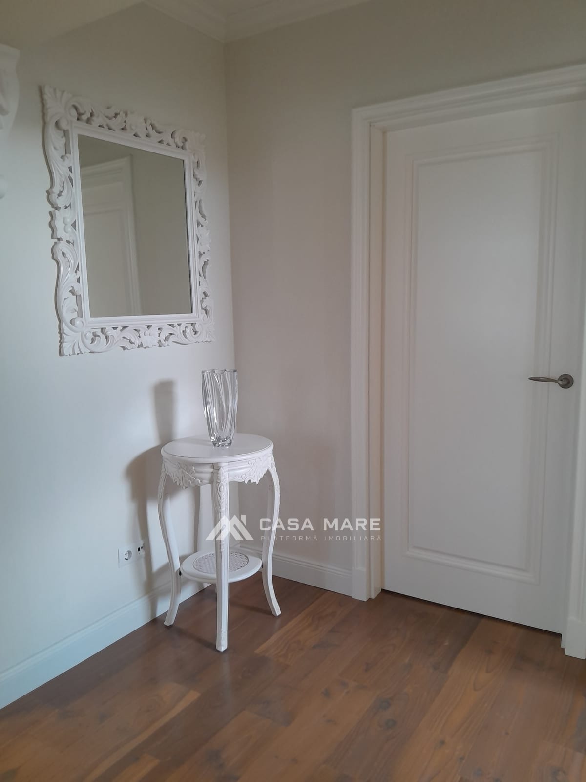 Apartament cu 2 camere, 81 m², Chișinău 5