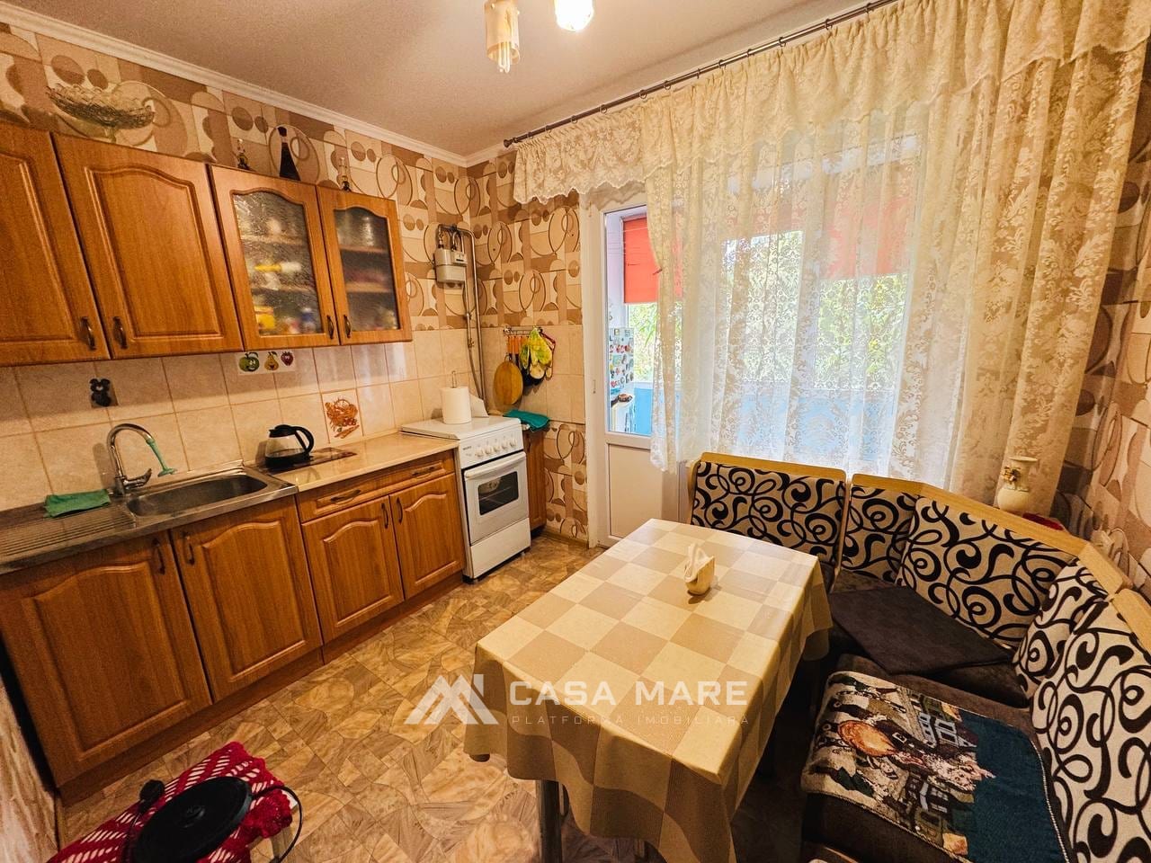 1-комнатная квартира, 35 м², Кишинёв 6