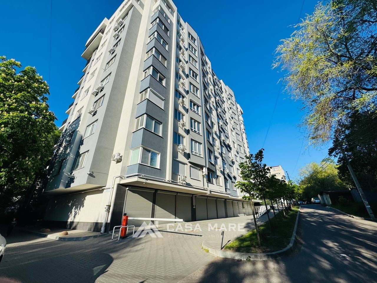 2-комнатная квартира, 70 м², Кишинёв 4