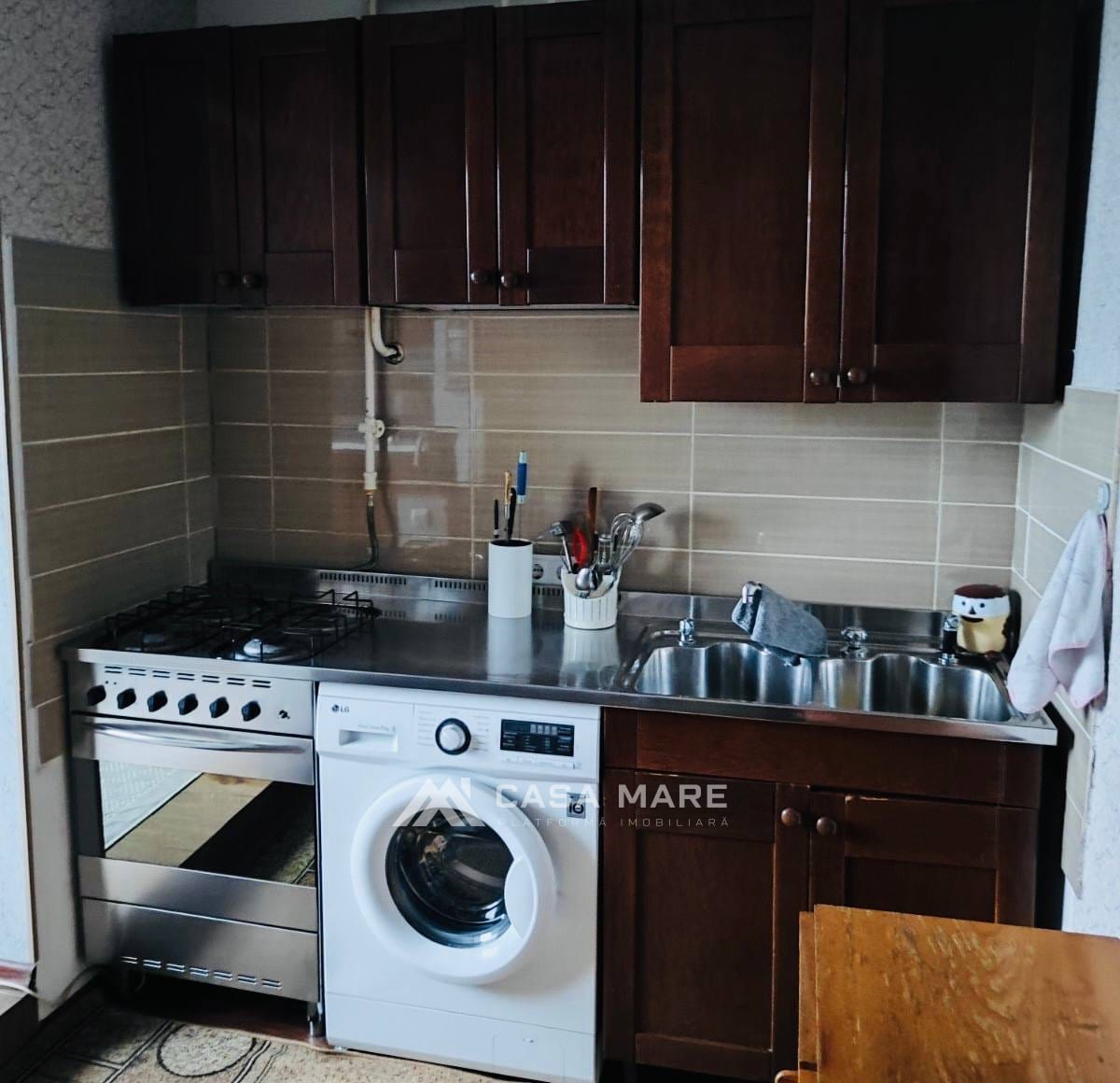 1-комнатная квартира, 45 м², Кишинёв 5