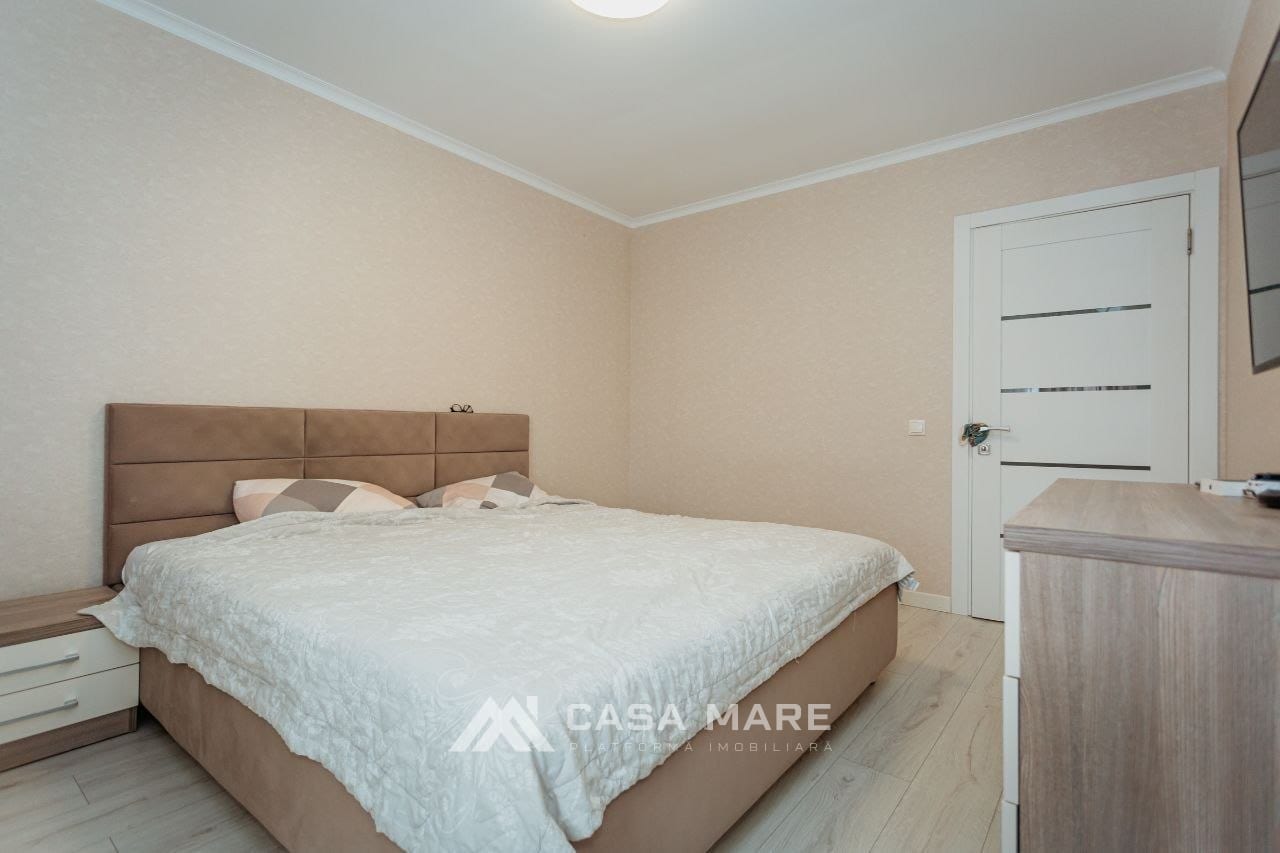 Apartament cu 3 camere, 73 m², Chișinău 3