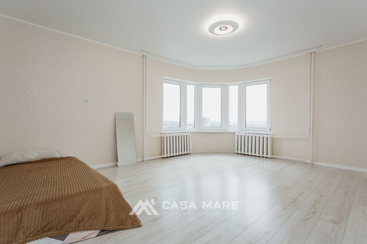 Apartament cu 3 camere, 73 m², Chișinău 6