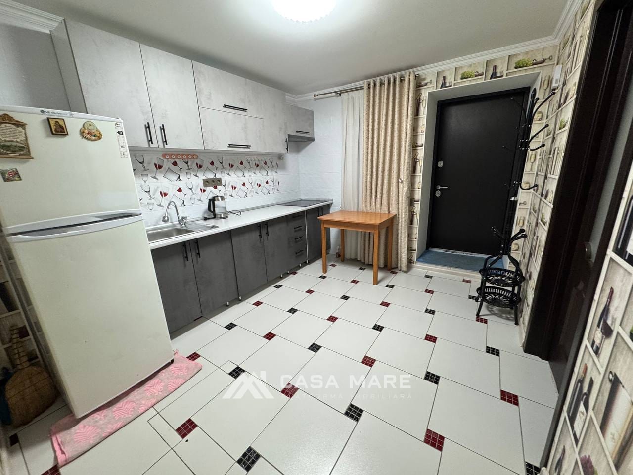 2-комнатная квартира, 45 м², Кишинёв 5