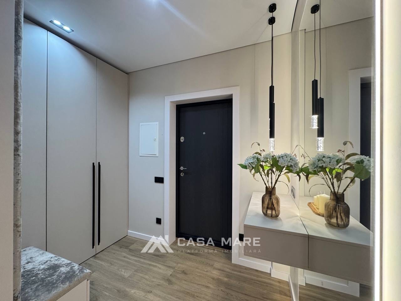 2-комнатная квартира, 72 м², Кишинёв 5