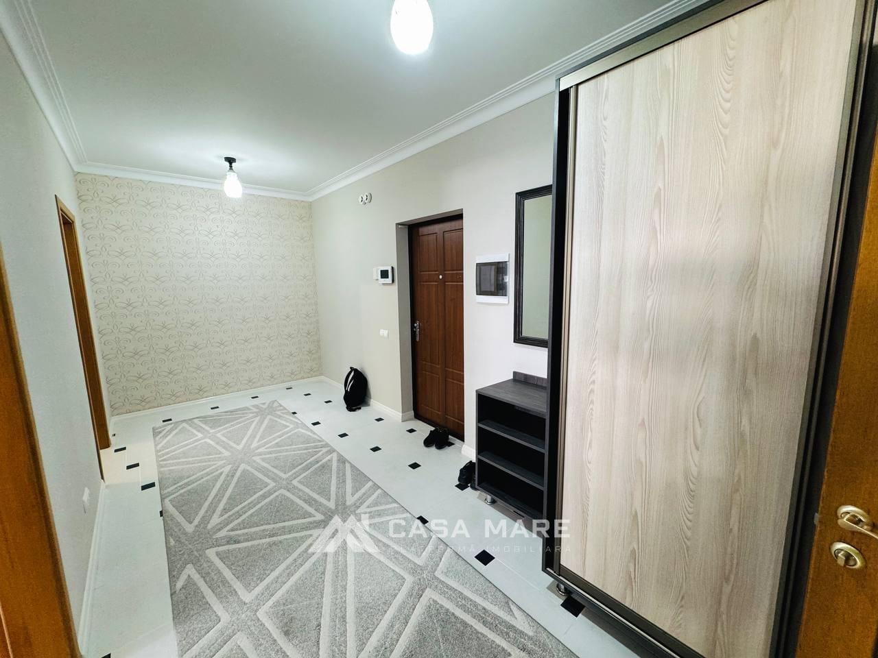 Apartament cu 2 camere, 70 m², Chișinău 6