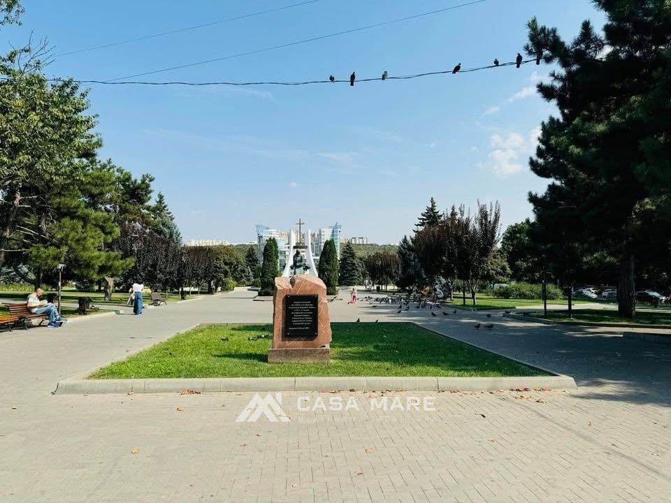 Apartament cu 2 camere, 60 m², Chișinău 3