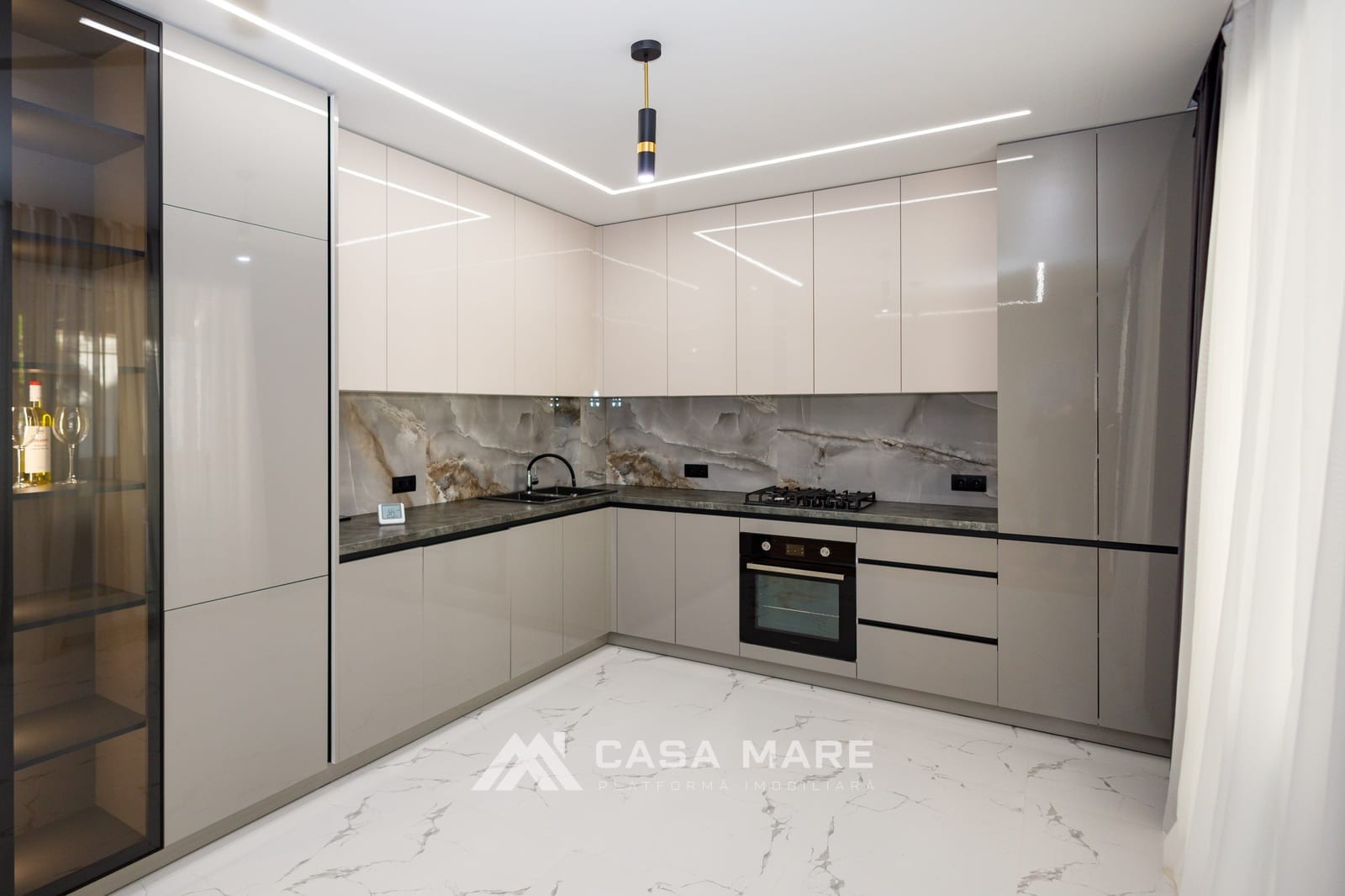 4-комнатный дом, 165 м², Бачой 4