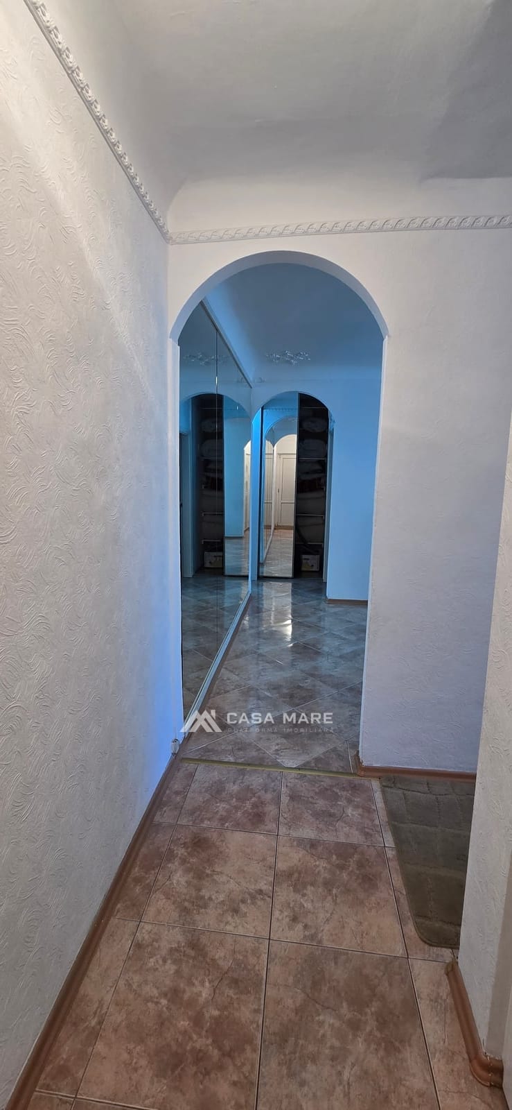 3-комнатная квартира, 65 м², Кишинёв 5