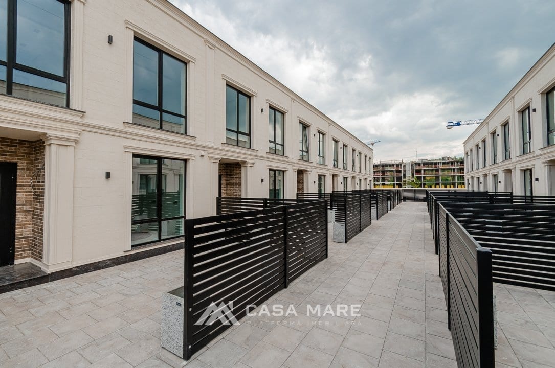 Casă cu 3 camere, 180 m², Chișinău 1