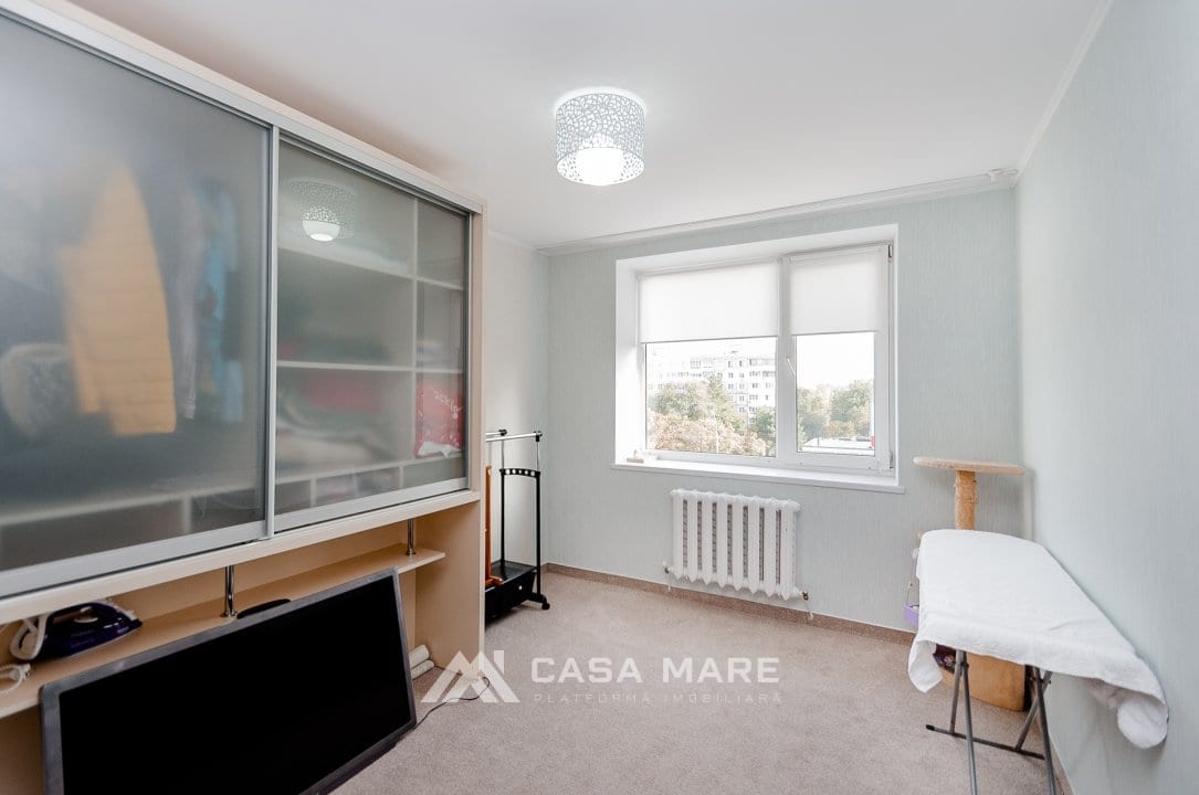 2-комнатная квартира, 72 м², Кишинёв 5