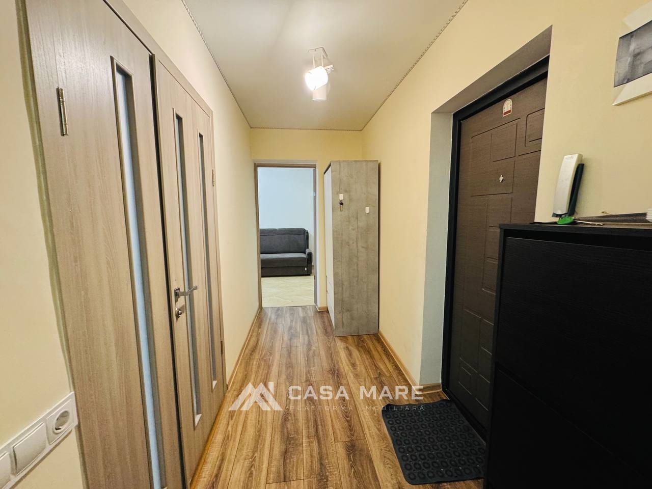 2-комнатная квартира, 55 м², Кишинёв 4