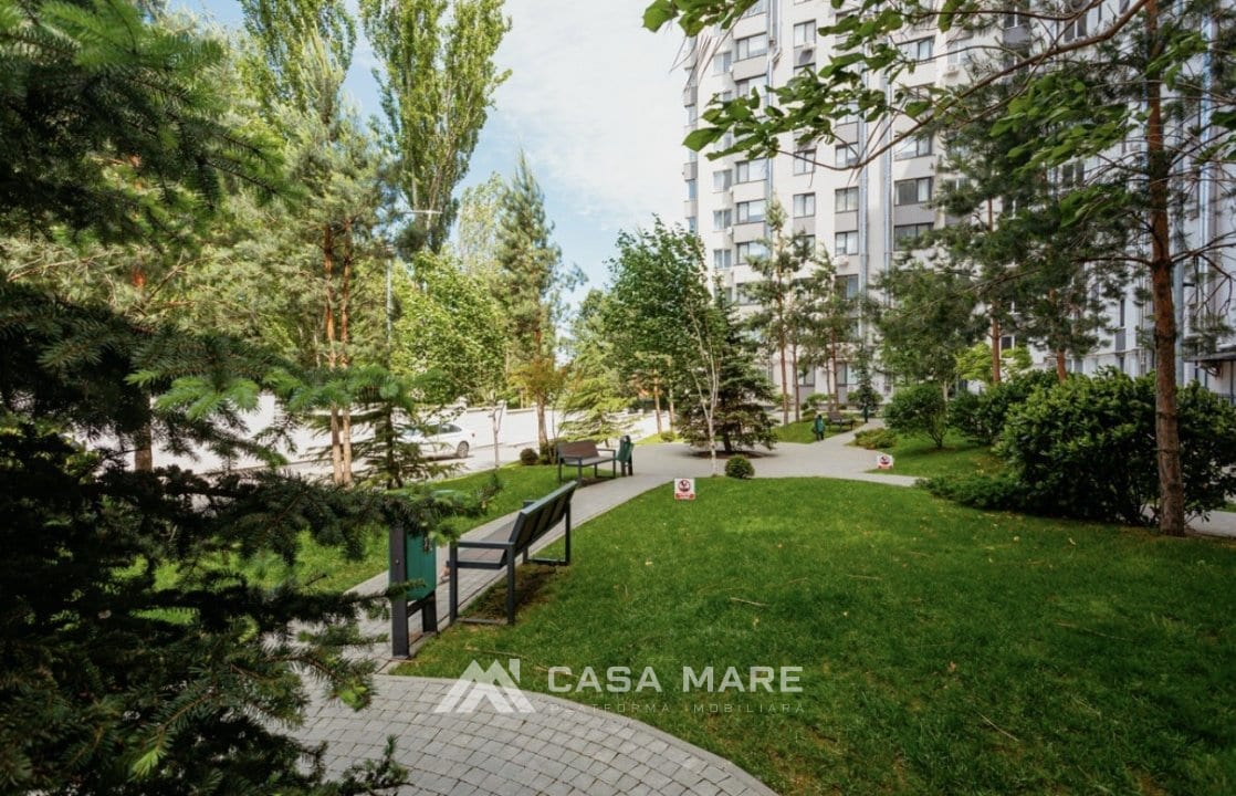 2-комнатная квартира, 56 м², Кишинёв 4