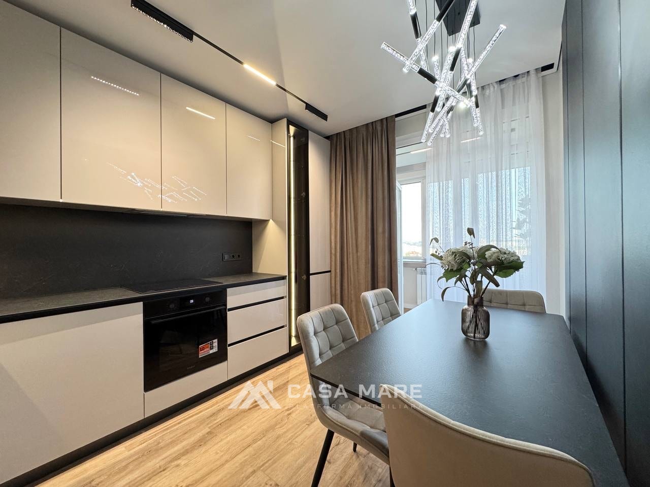 2-комнатная квартира, 72 м², Кишинёв 6