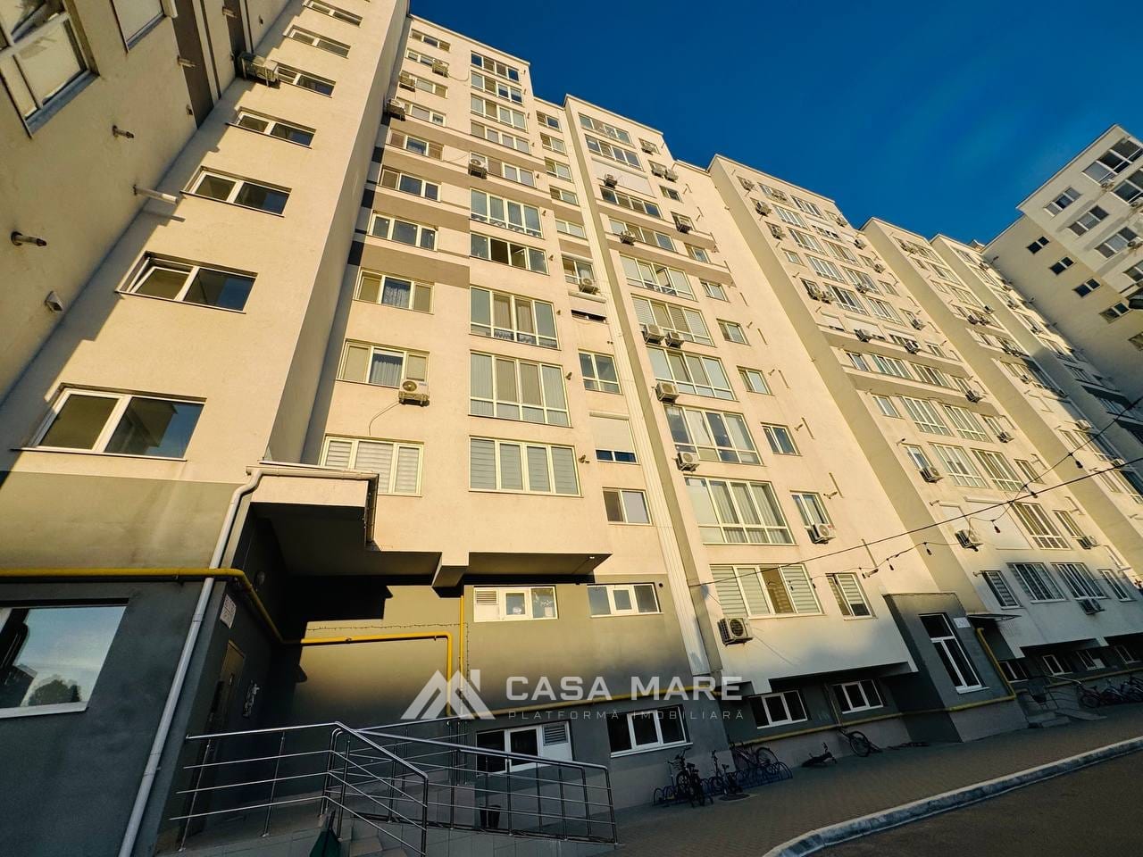Apartament cu 3 camere, 113 m², Chișinău 1