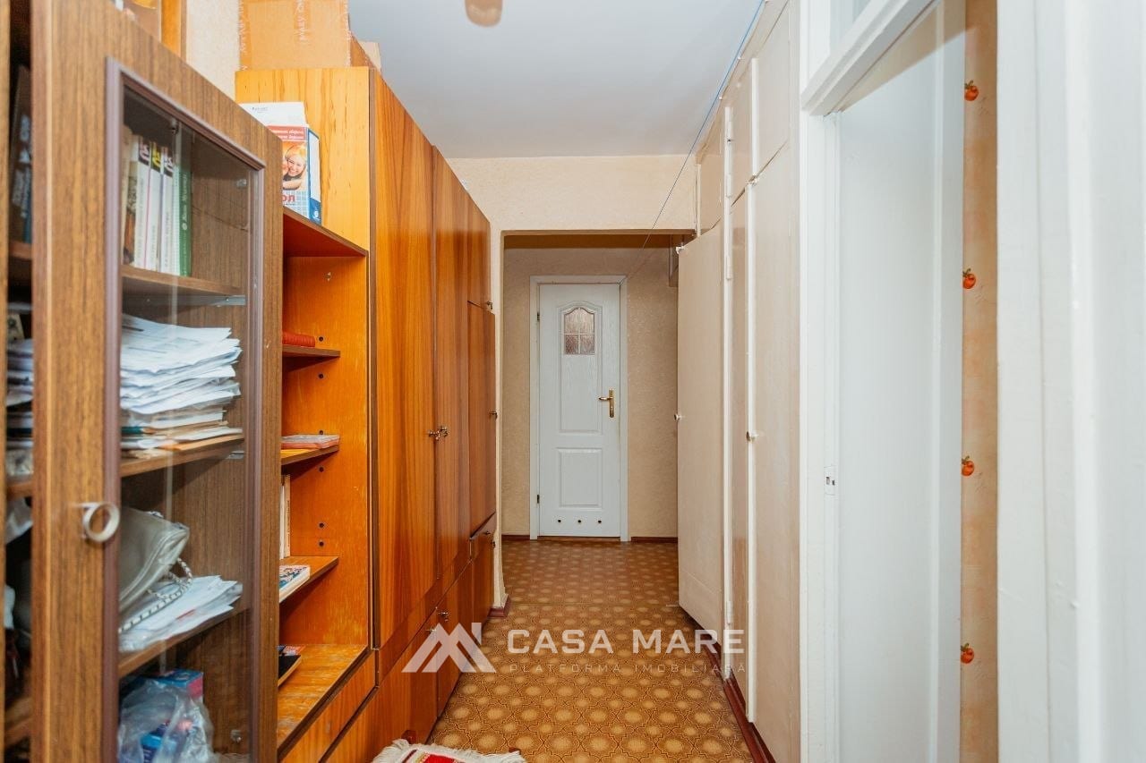3-комнатная квартира, 65 м², Кишинёв 2