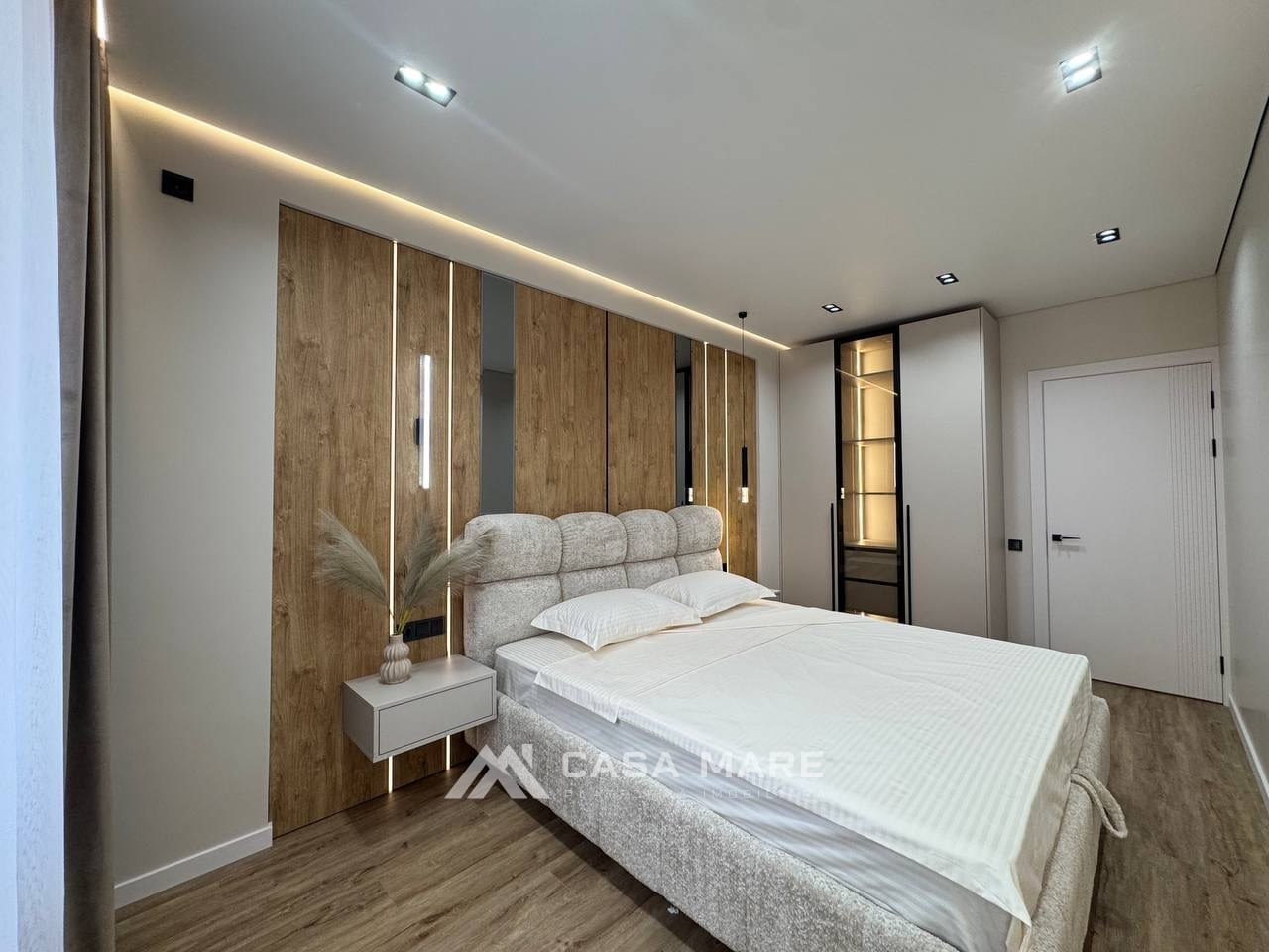 Apartament cu 2 camere, 72 m², Chișinău 3