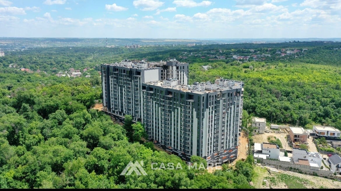 3-комнатная квартира, 100 м², Кишинёв 5