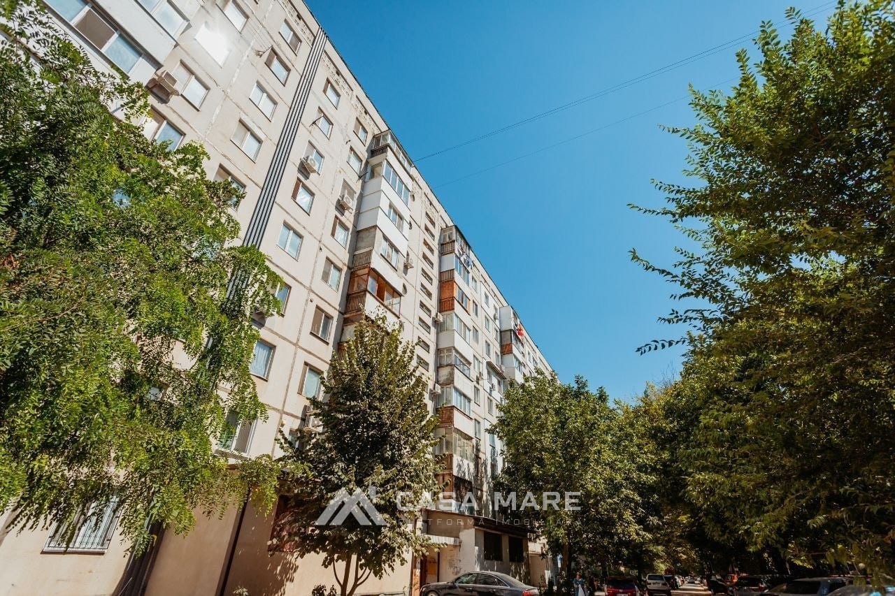 3-комнатная квартира, 65 м², Кишинёв 1
