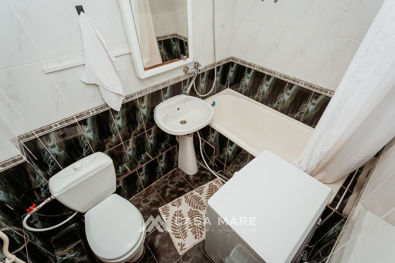 Apartament cu 2 camere, 65 m², Chișinău 9