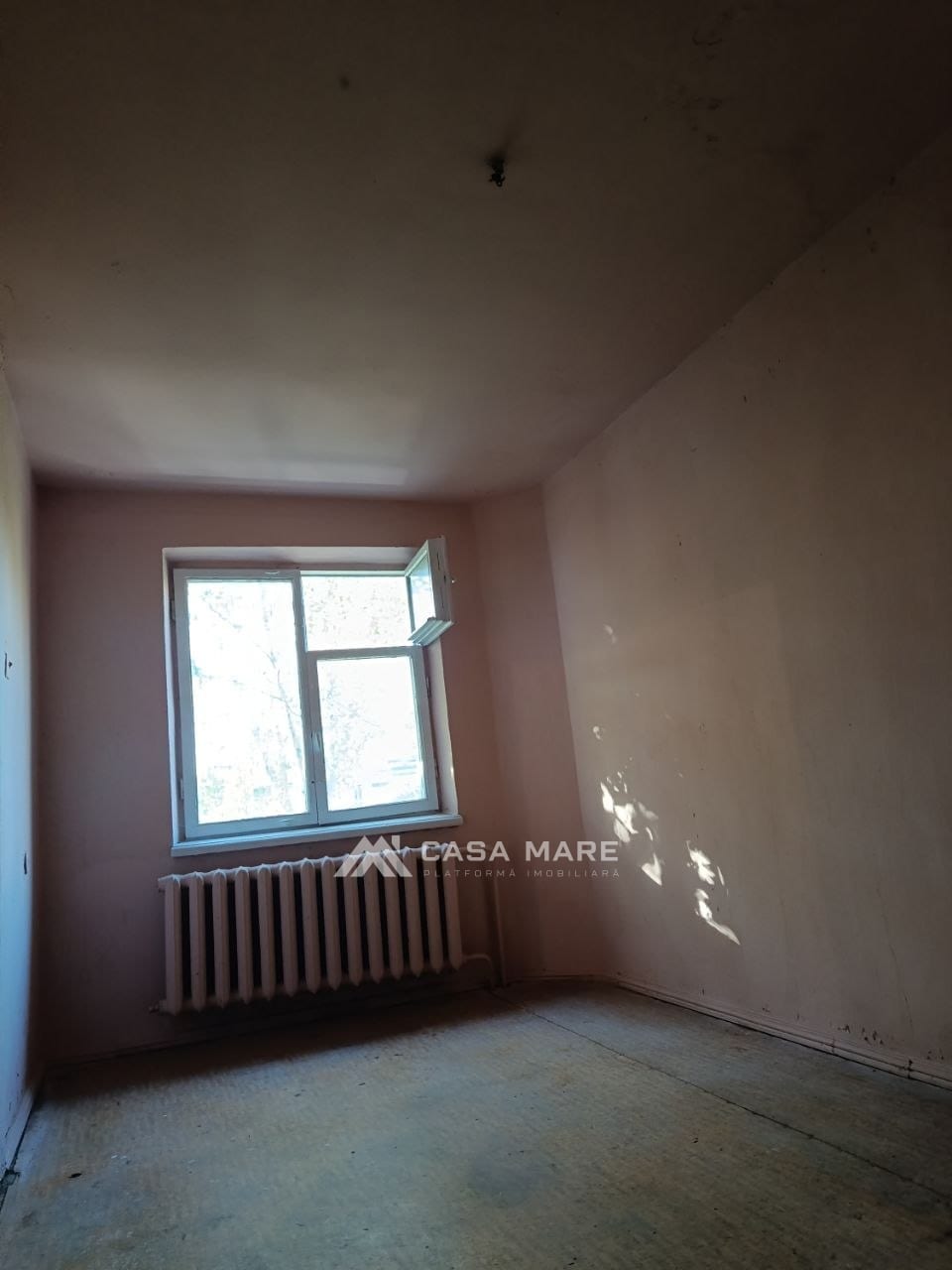 Apartament cu 2 camere, 47 m², Bălți 3